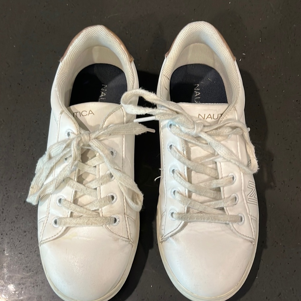 Nautica youth girls shoes size 3